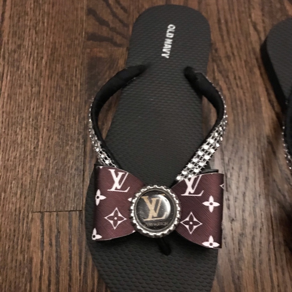 Embellished Flip flop size 9 Louie Vuitton